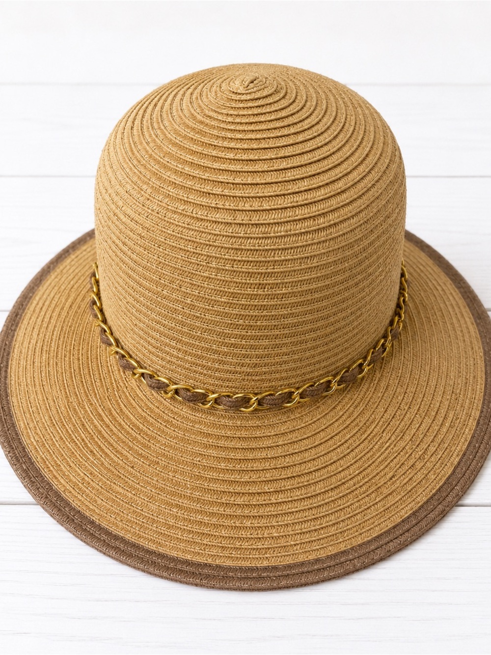 Women’s Straw Sun Hat with Gold Chain Accent - Tan